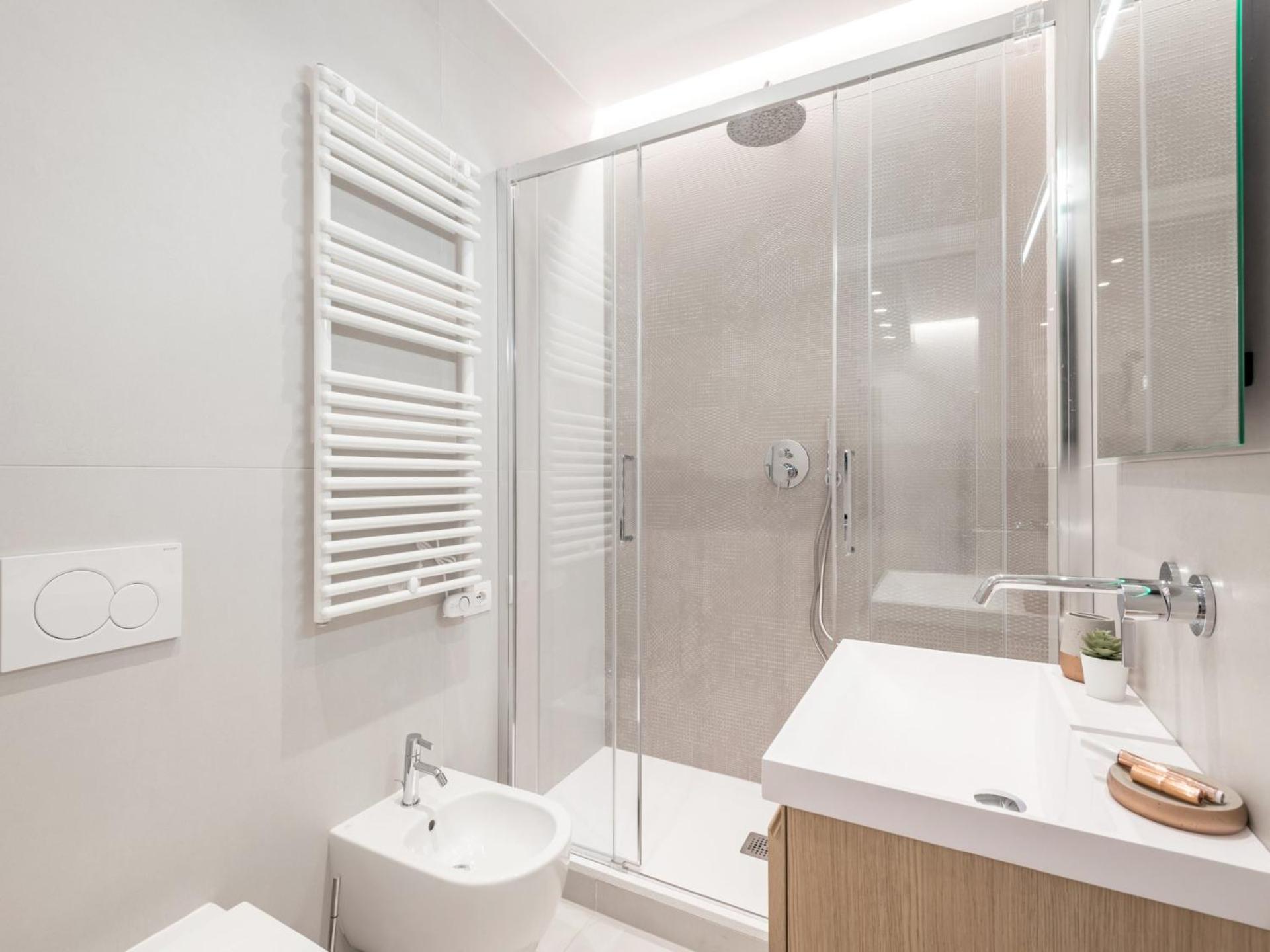 The Rent - Spacious Near Castel Sant'angelo Apartamento